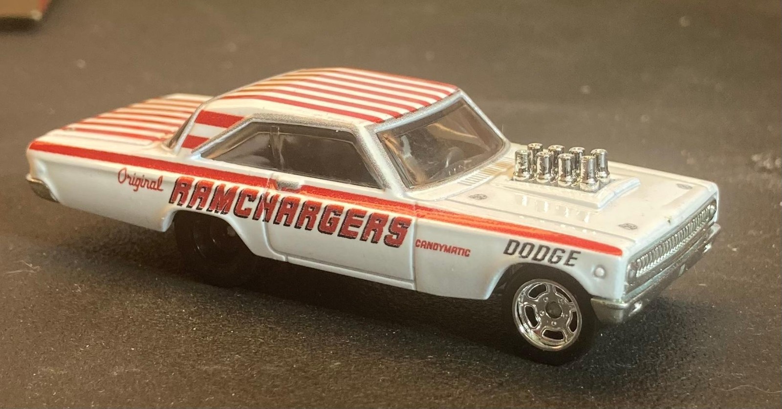 HOT WHEELS DRAG STRIP DEMONS 1965 HEMI DODGE CORONET RAMCHARGERS NHRA GASSER MOC
