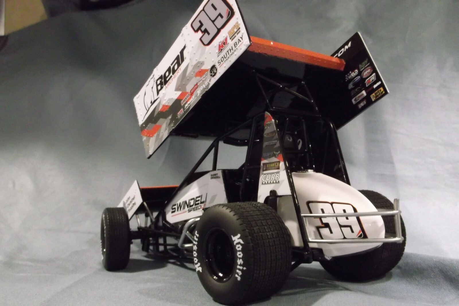 SAMMY SWINDELL #39 SPEEDLAB BEAR ARCHER RACING 1:18 ACME SPRINT CAR GMP A1809512