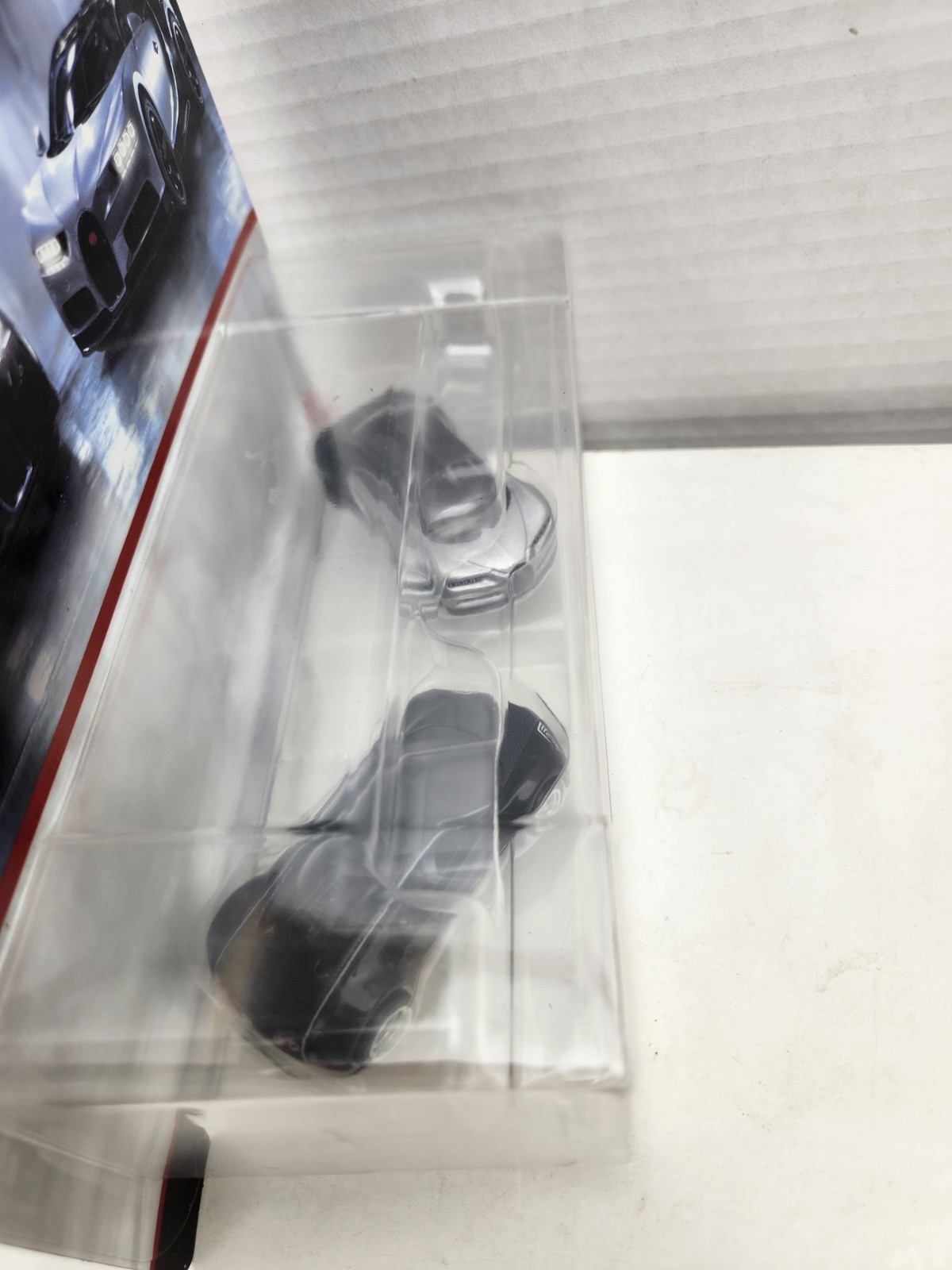 Bugatti Veyron & ’16 Bugatti Chiron Hot wheels Premium 2020 Car Culture Cars
