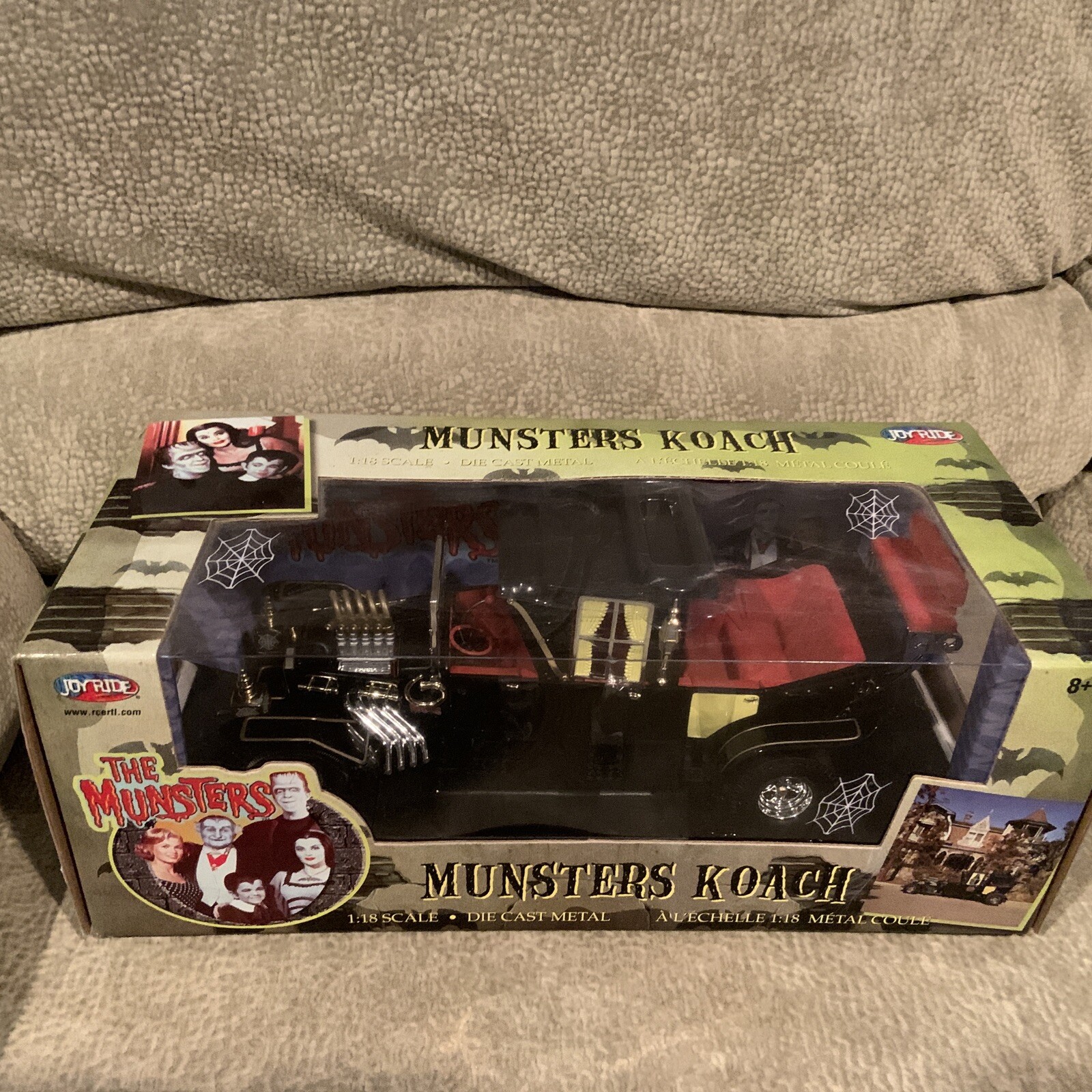 MUNSTERS DRAGULA 1:18 Scale Die Cast Metal RC2 JOYRIDE 2004 & JOYRIDE KOACH 2005