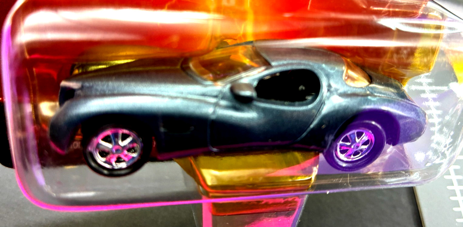 Johnny Lightning and Hot Wheels 1:64 diecast Chrysler, Chevy, Mazda PP