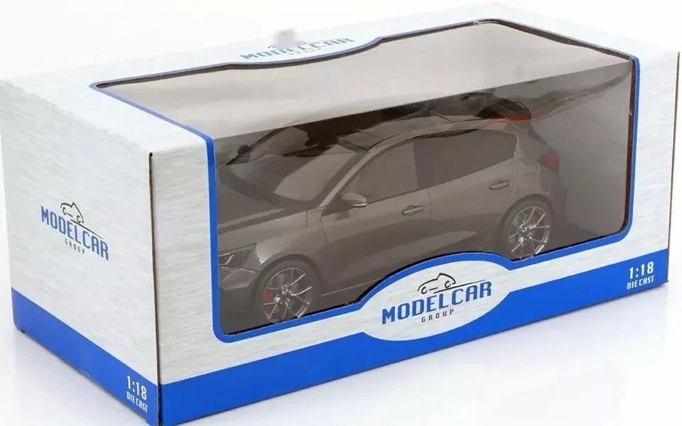 Ford Focus ST 2022 Metallic Grey 1:18 Scale Model Car Group MCG18454