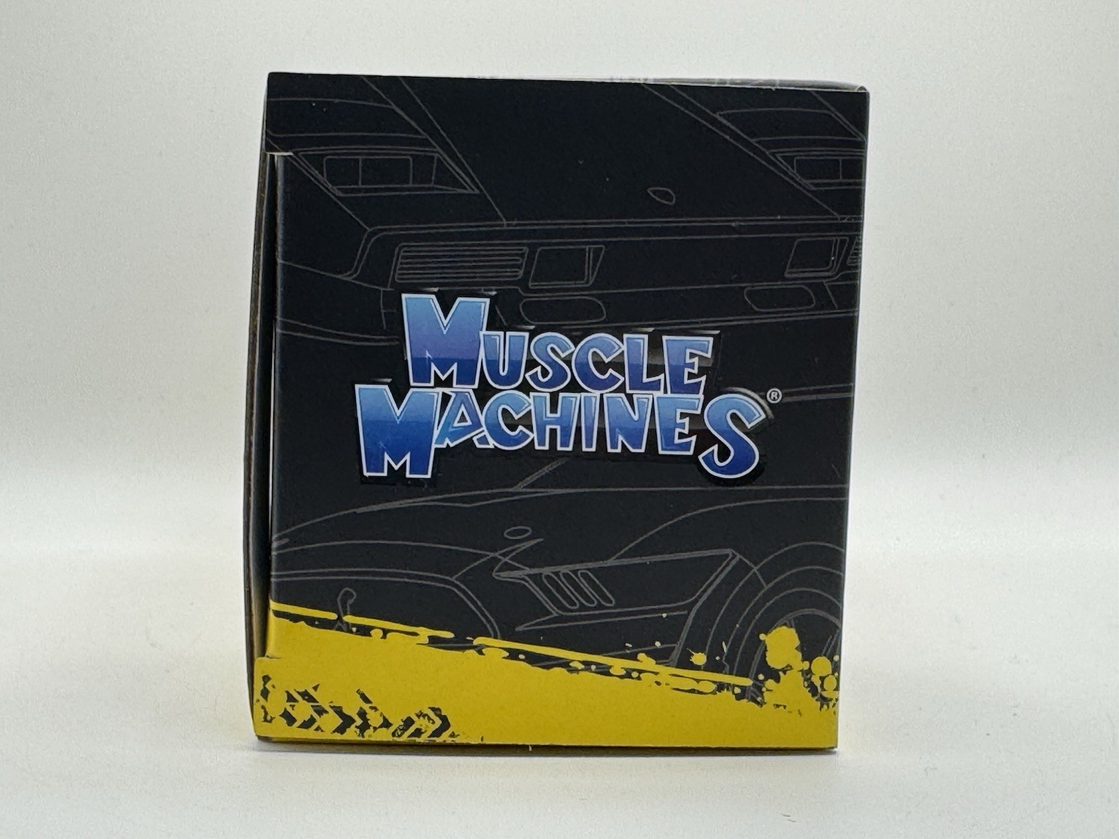 Muscle Machines 1966 Chevrolet C60 Flatbed/1993 Chevrolet 454 SS – 1:64 Diecast