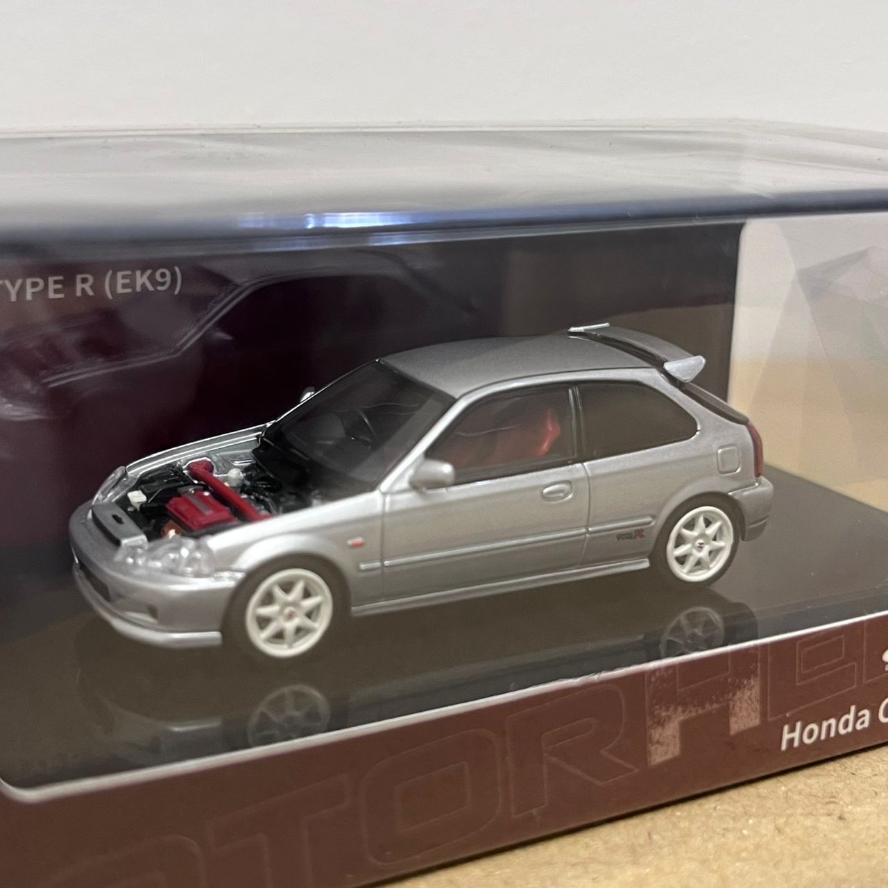 MotorHelix 1:64 Honda Civic Type R EK9 Vogue Silver Metallic MH64-M65004 Sealed