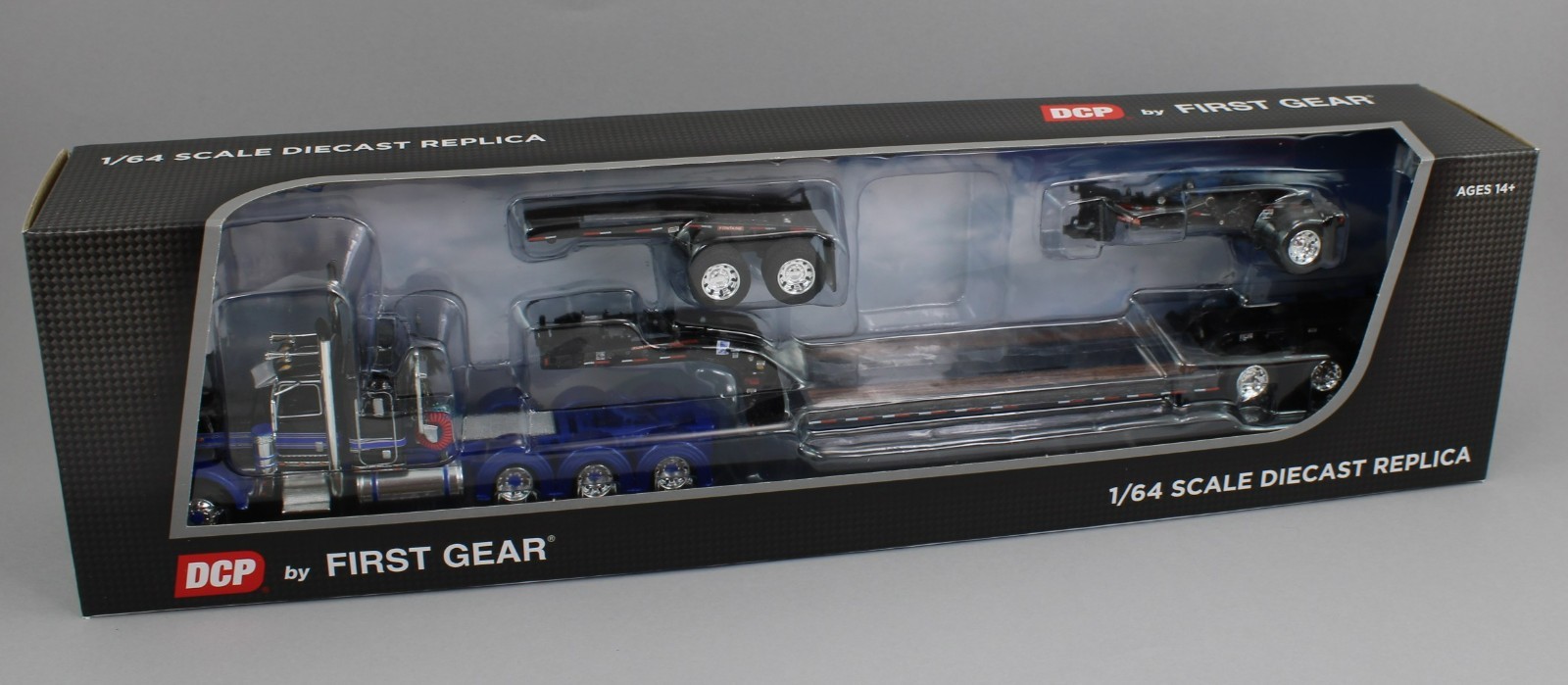 DCP 1:64 *BLACK & BLUE* Peterbilt 389 36″ Flattop HEAVY HAUL Lowboy Jeep Stinger