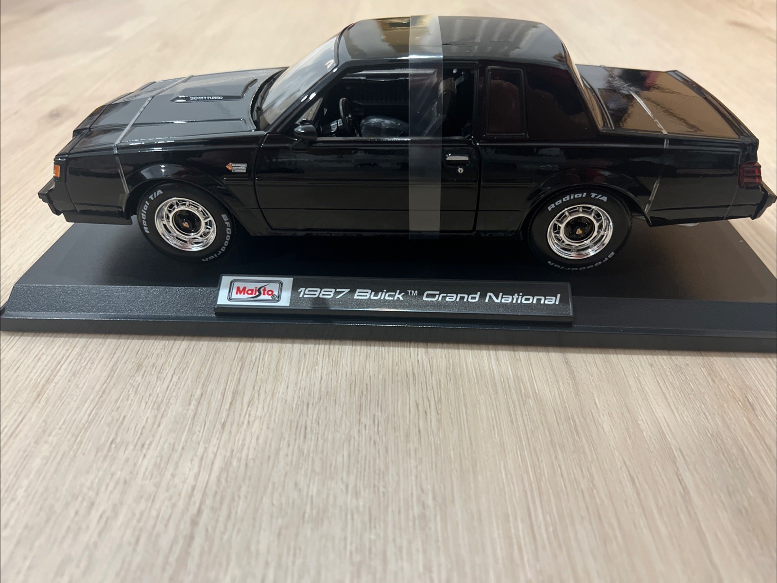 1987 BUICK REGAL GRAND NATIONAL BLACK 1/18 DIECAST MODEL CAR MAISTO 31479