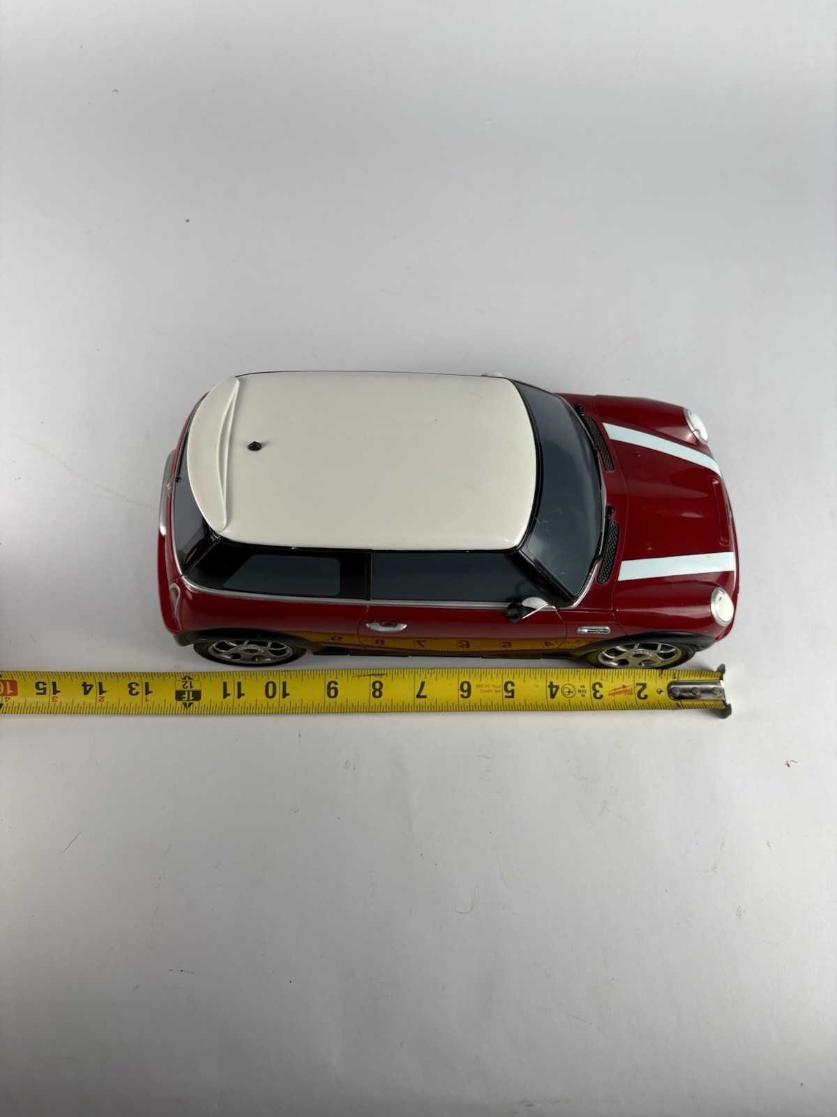 Playmates Micro Machines Mini Cooper with 2 Micro Cars – FOLDS OUT – 2004