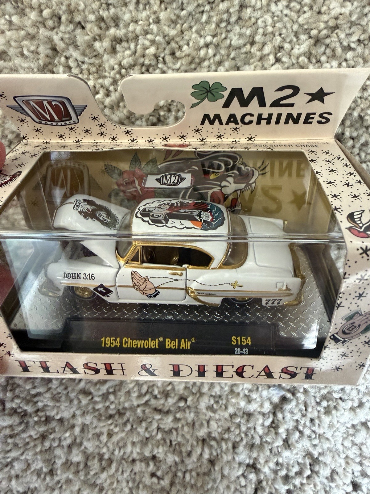 M2 MACHINES 1957 CHEVROLET BELAIR Flashing Diecast CHASE