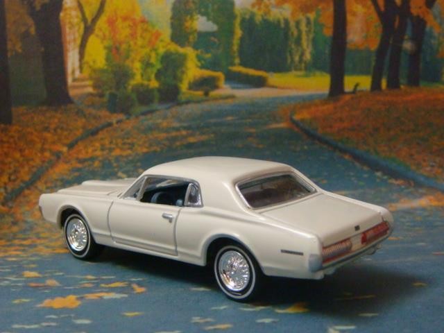1st Gen 1967–1970 Mercury Cougar 289 V8 Luxury Sport Coupe 1/64 Scale Ltd Edit D