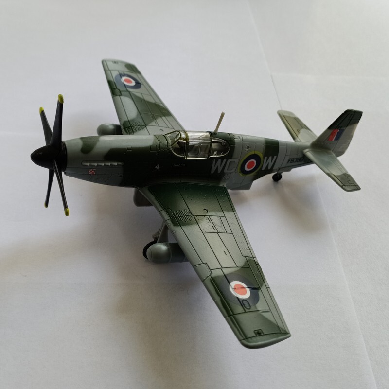 1:72 Alloy Diecast Military Model United Kingdom P-51 Mustang Fighter Aircraft
