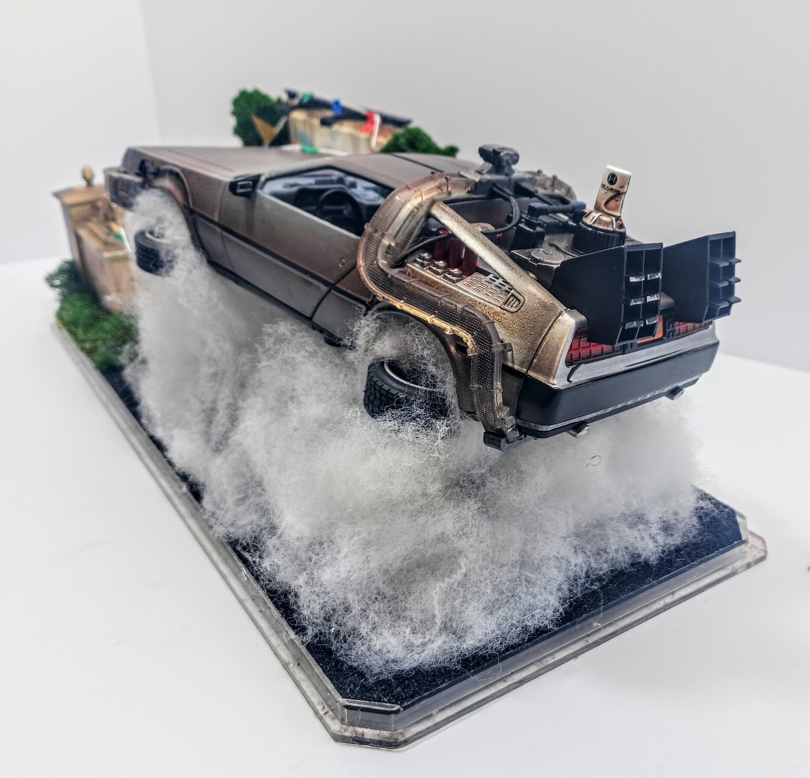 Back To The Future Diecast DeLorean 1:24 Scale Custom Diorama Display