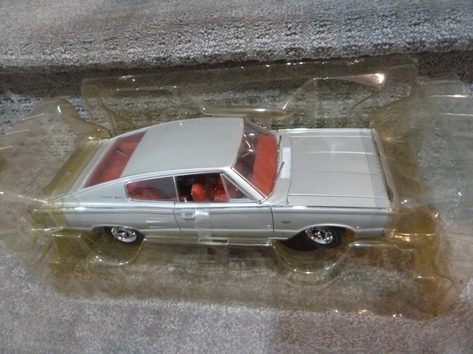 1966 Dodge Charger 383 Die-Cast Replica 1:18 Matco Tools Muscle Car 2007 w/ COA