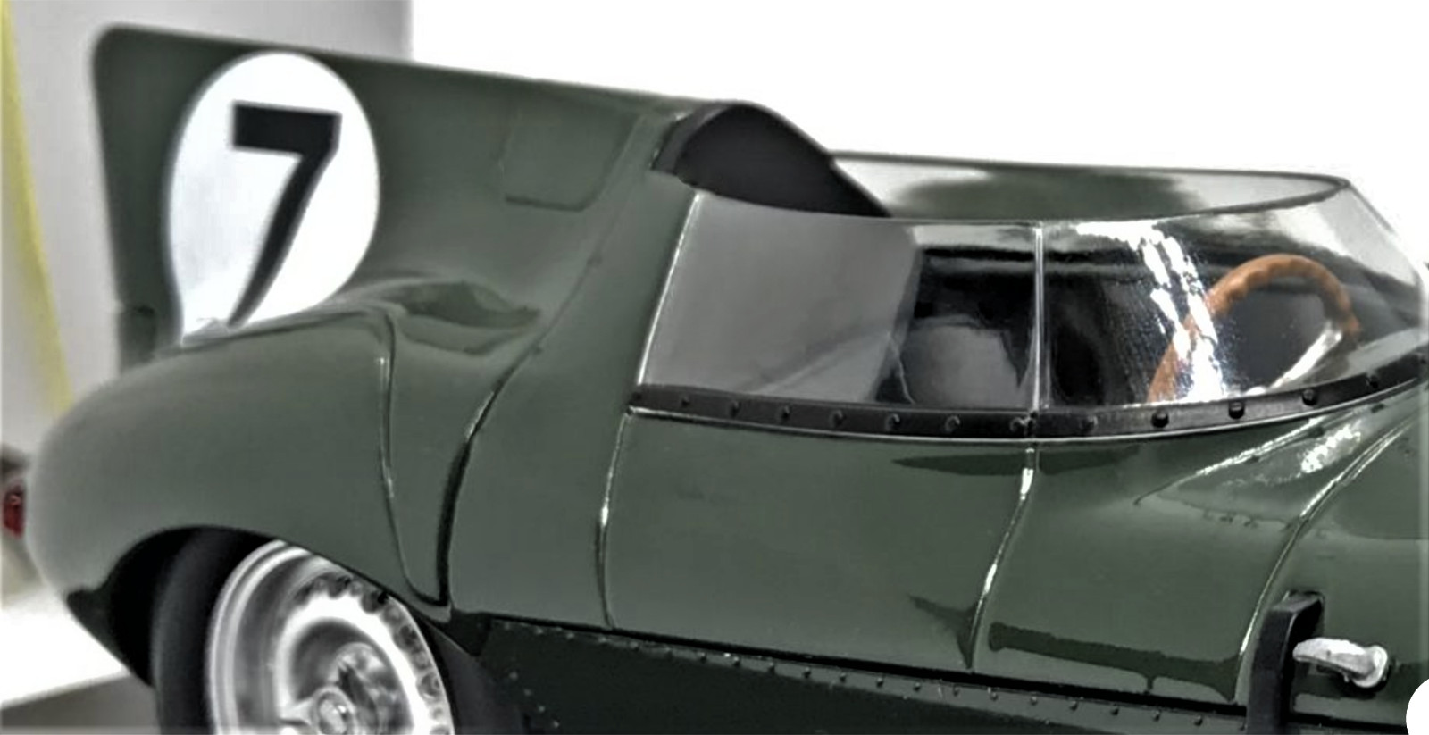 Jaguar Race Car Racing Le Mans Racer1:18 Custom Built Classic Hot Rod 12