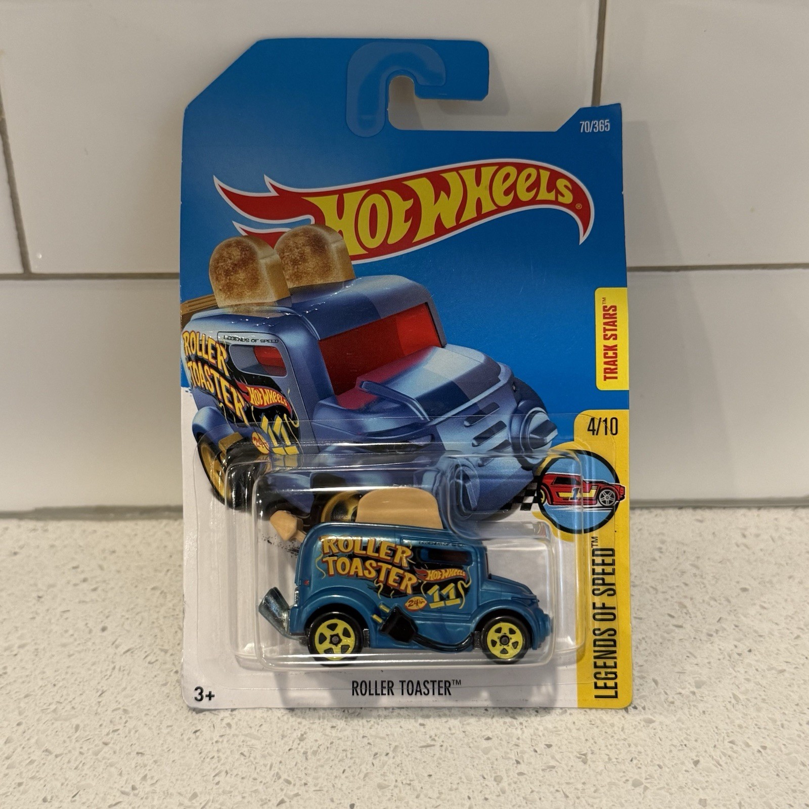 Hot Wheels Roller Toaster Blue Fast Foodie 4/5 39/250 Best For Track Sealed