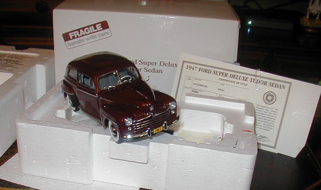 DANBURY MINT 1947 FORD SUPER DELUXE TUDOR SEDAN 1:24 Diecast *READ 24