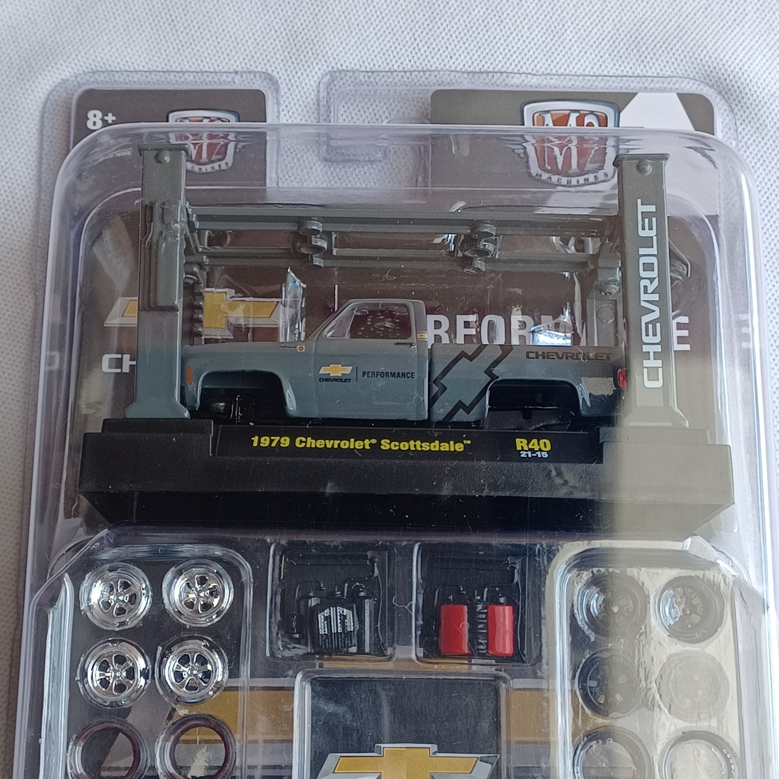 2021 M2 MACHINES *1979 CHEVROLET SCOTTSDALE* *MODEL KIT R40* *VERY RARE* SEALED