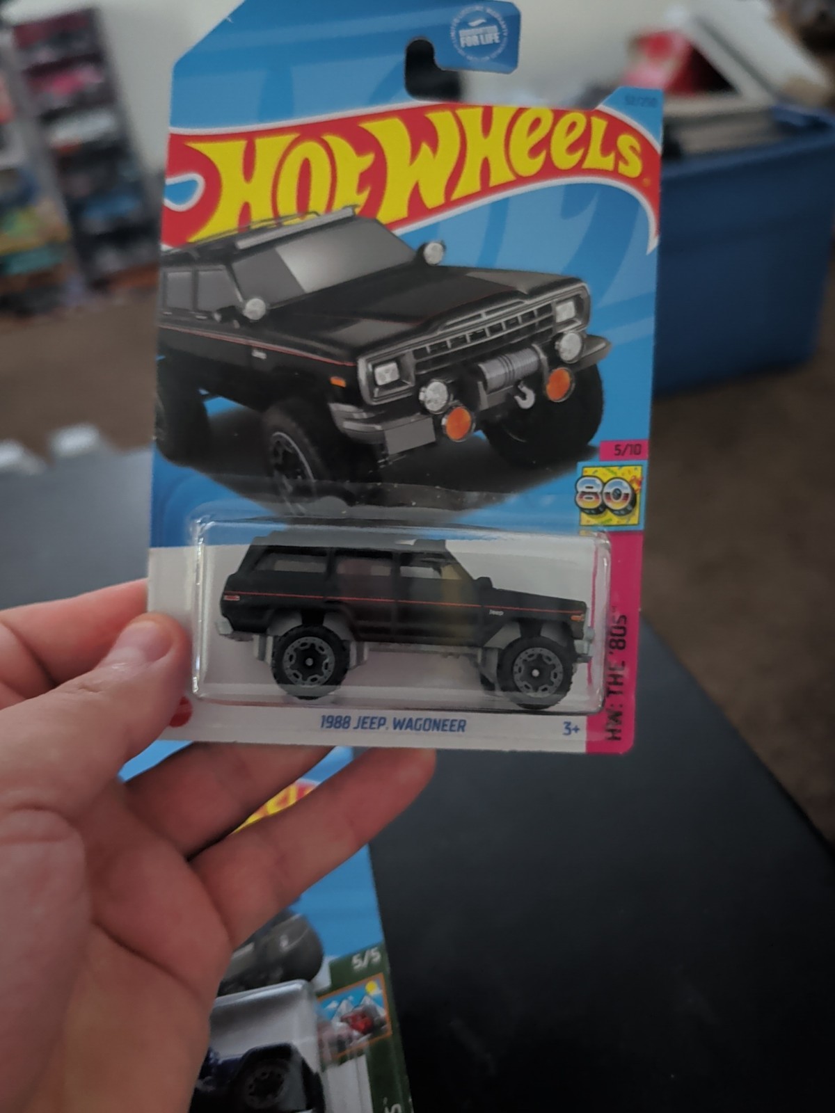 Hot Wheels 1:64 HW: The ’80s 1988 Jeep Wagoneer Black Diecast Unopened