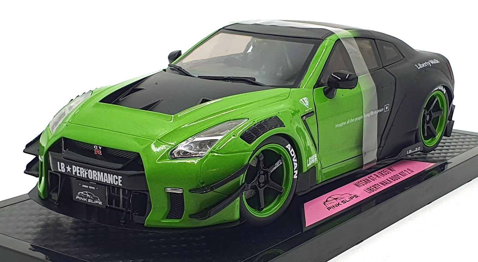 Jada Pink Slips 1/18 Scale 35724 – Nissan GT-R (R35) Liberty Walk Body Kit 2.0