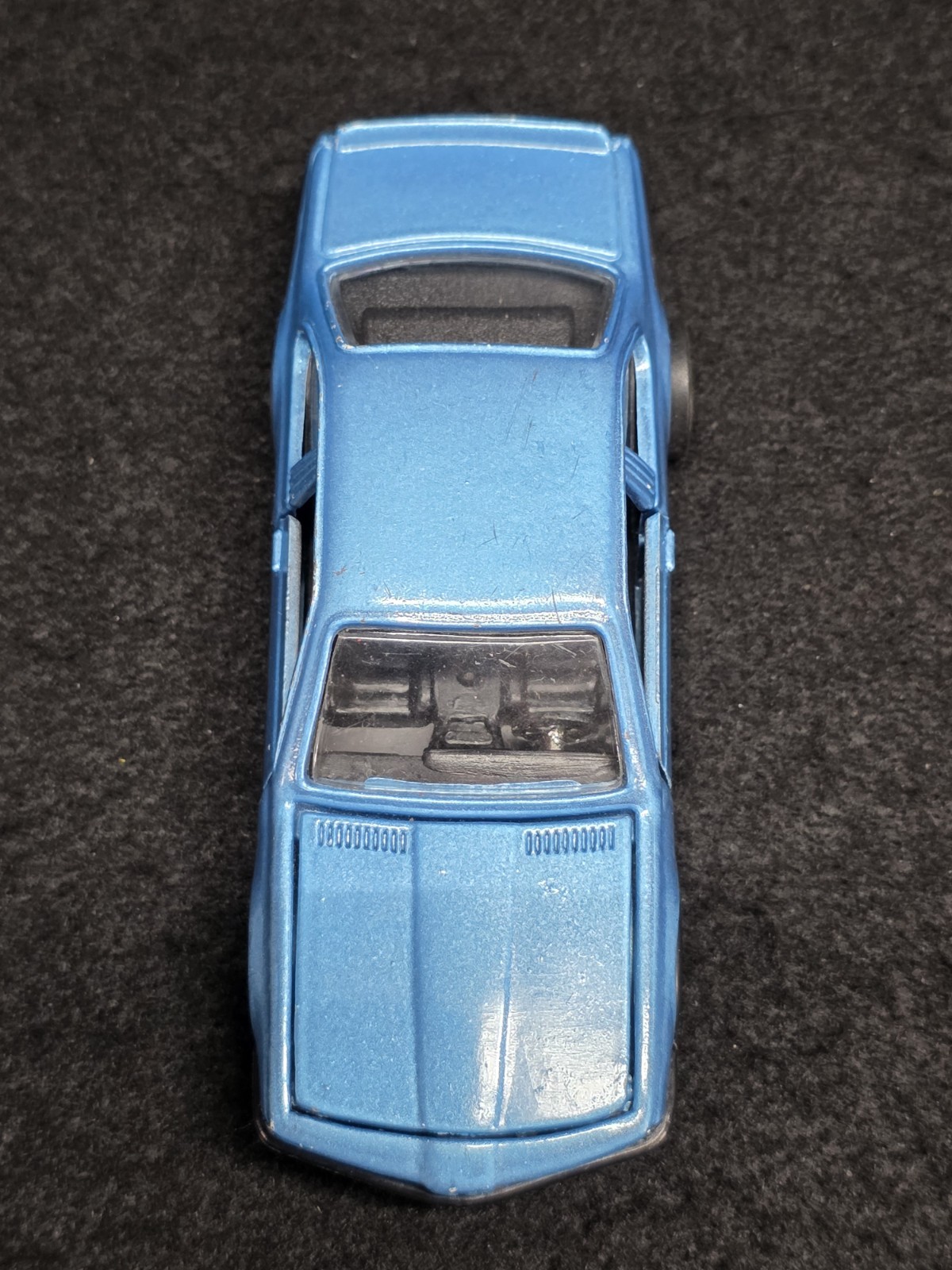 1/41 Sunnyside SS-907 BMW 635 CSi Pullback – Blue