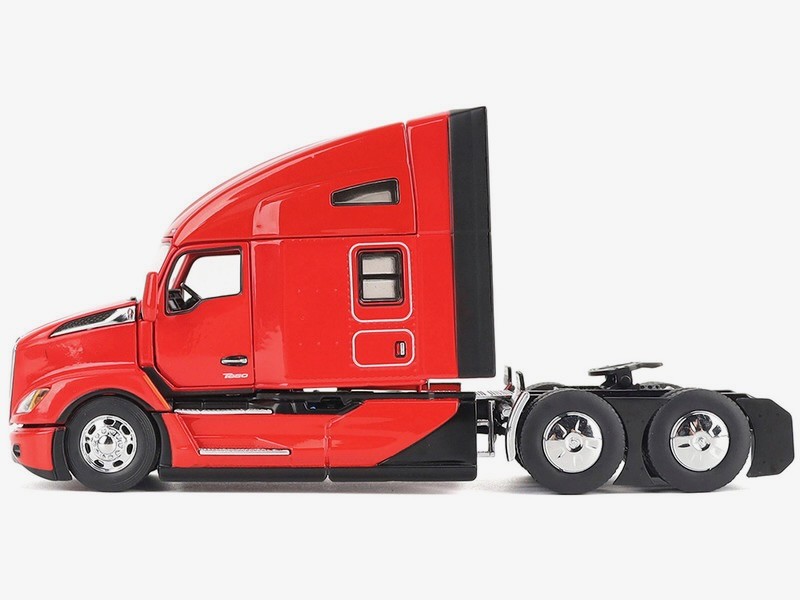 Diecast Masters 71132 Kenworth T680 Next-Gen 76in-High-Roof Sleeper-Cab Red 1/50