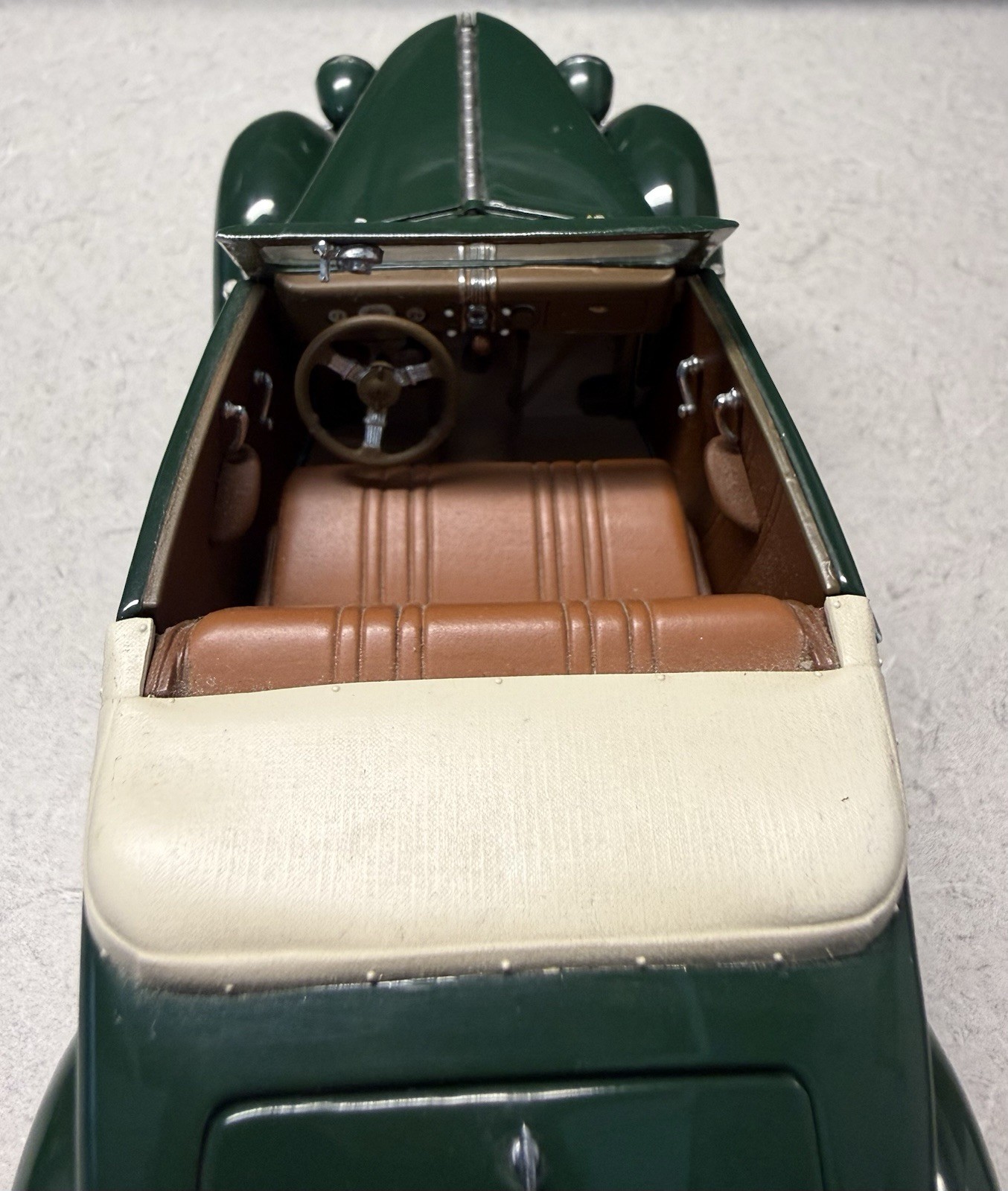 1936 Ford 1:24 Green Convertible With Stand Franklin Mint Precision Models Loose