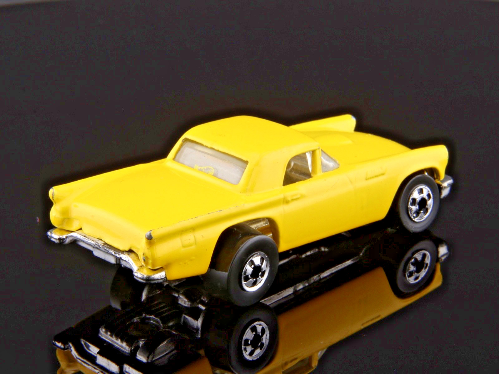 1977 Hot Wheels 5-Pack Exclusive ~ 1957 FORD T-BIRD ~ Blackwall Diecast Yellow