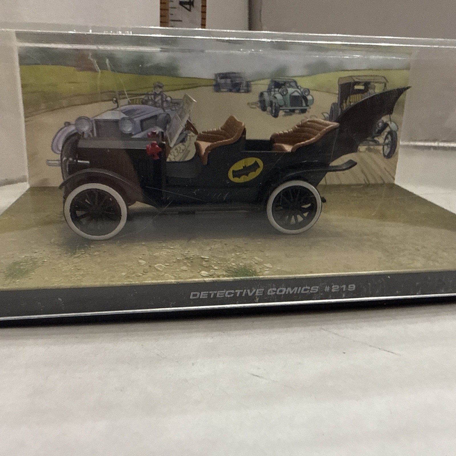 DC Comics Black & Tan Batman Automobile Detective Comics #219 By Eaglemoss LTD