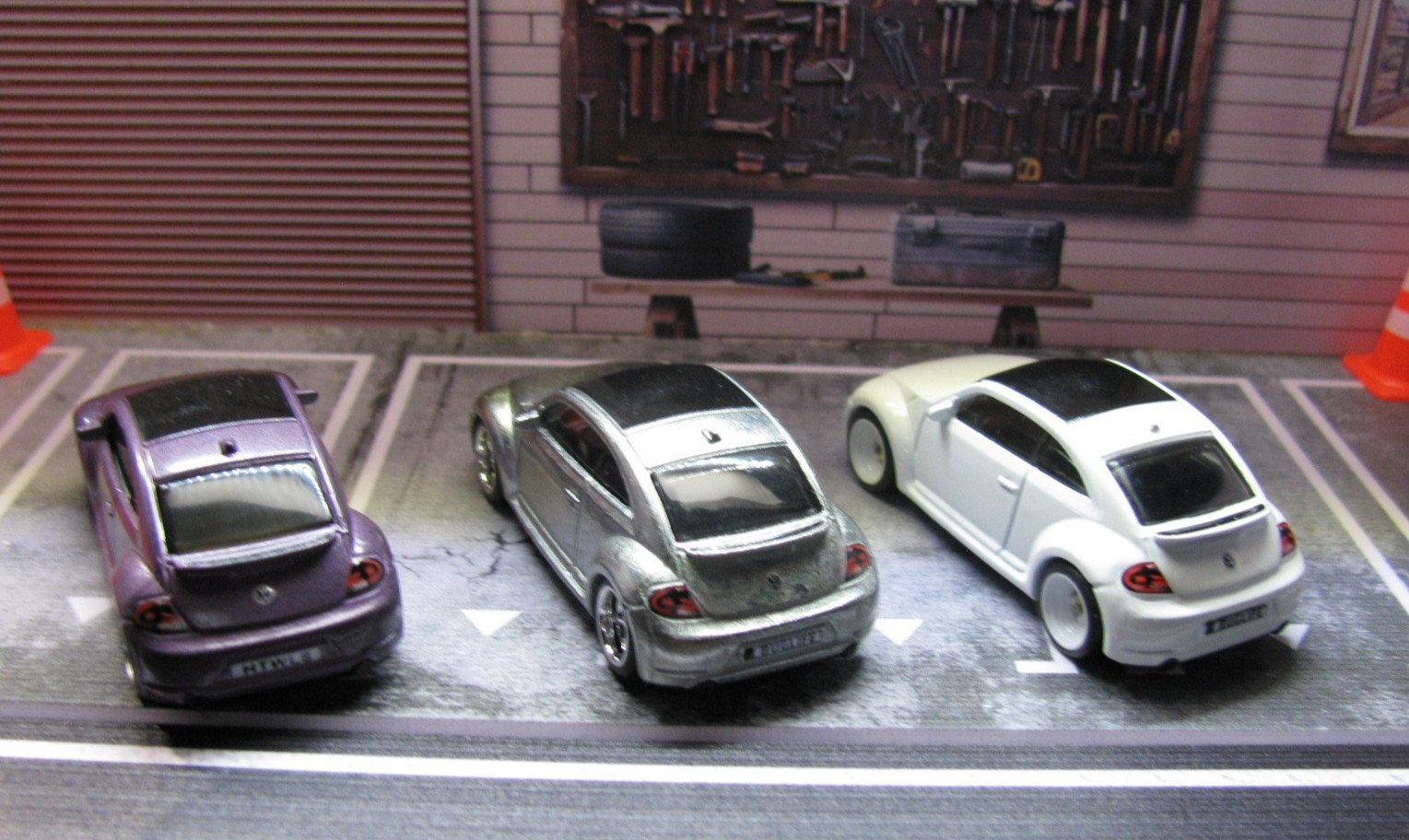 2025 Hot Wheels ’12 Volkswagen Beetle, V5312 “PICK ONE” w/Real Riders Wheel Swap