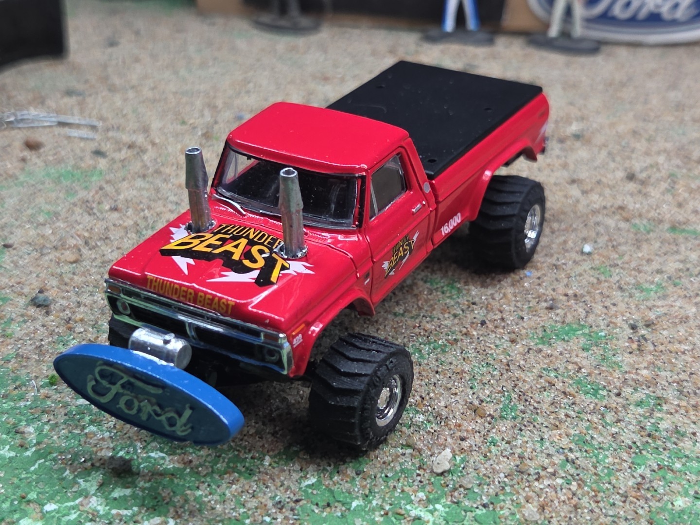 CUSTOM BUILT 1:64 GreenLight 1976 FORD HOT ROD PULLING TRUCK ertl puller dcp 460