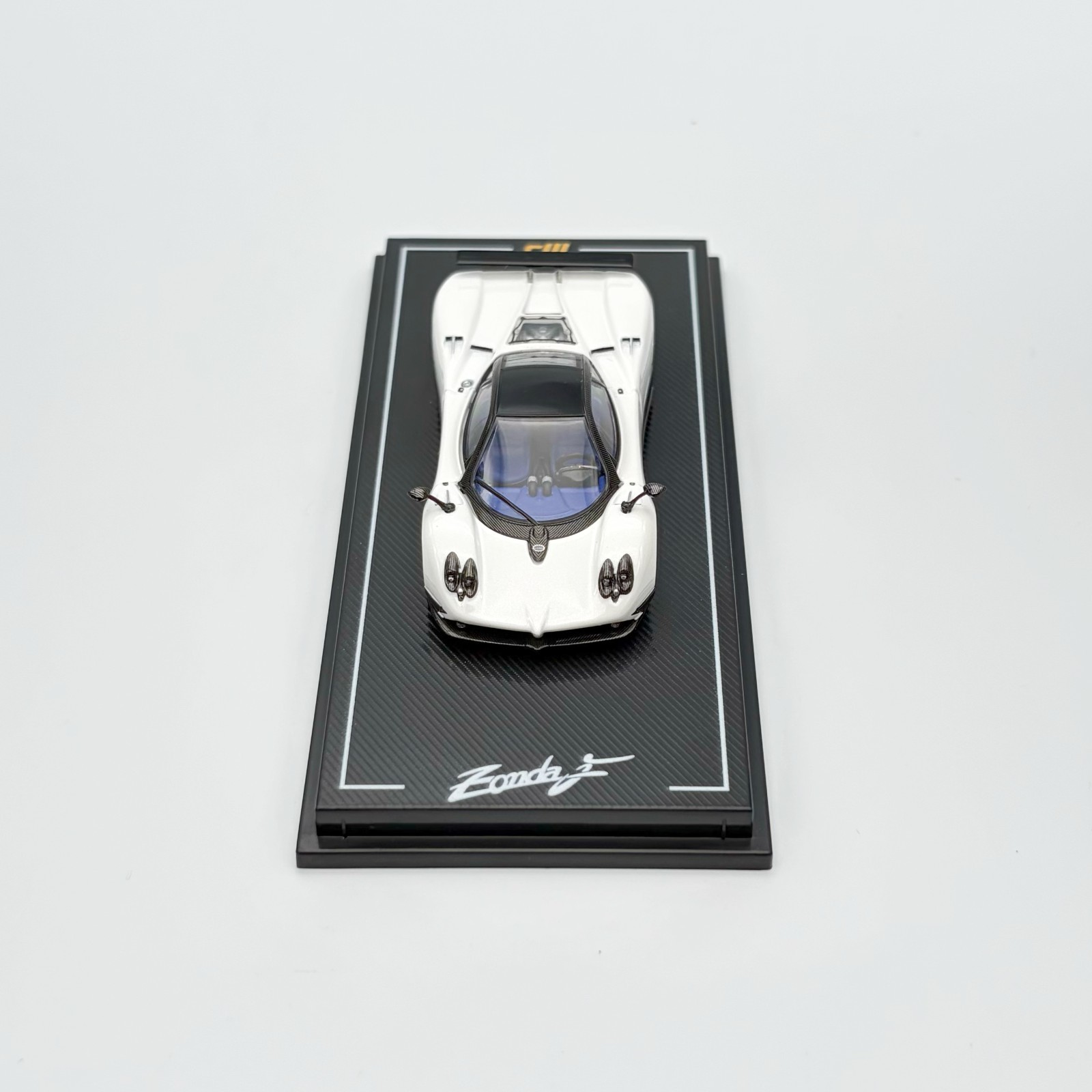 CM-Model 1:64 Pagani ZondaF – Pearl white – CM64-ZONDAF-01