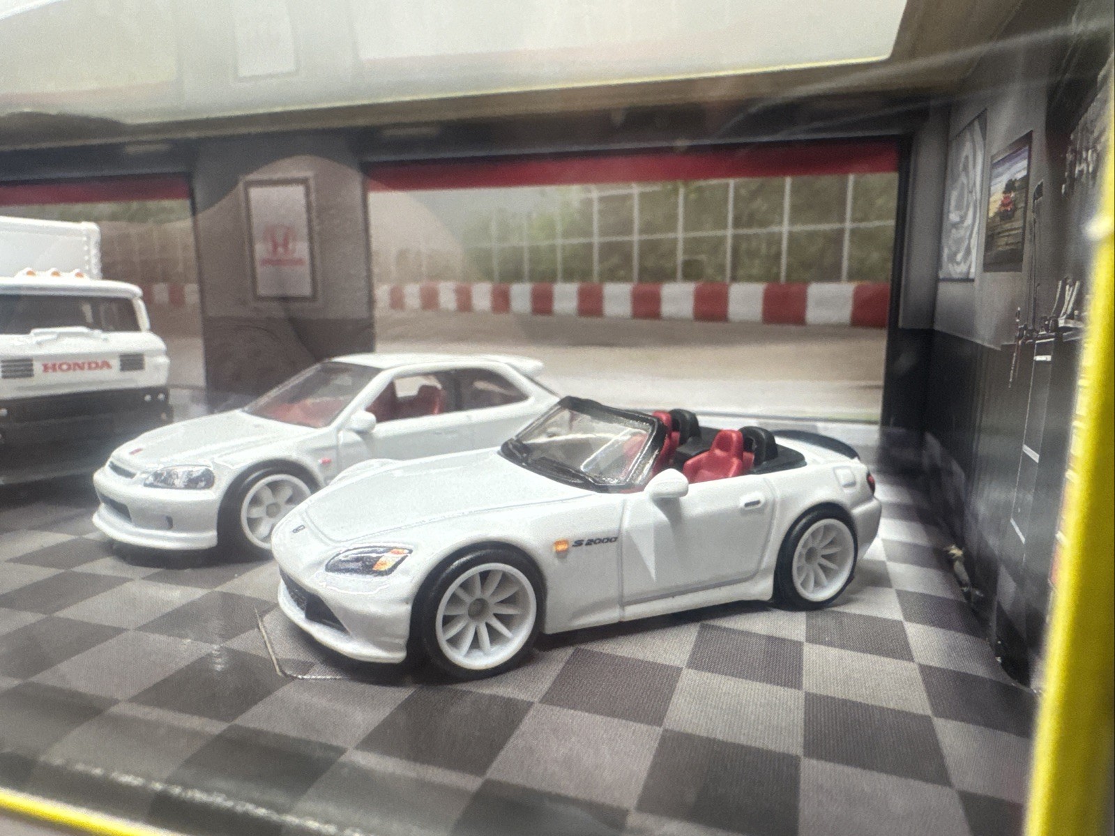 Hot Wheels Premium 2025 Honda Set Sprinter Civic Type R NSX-R S2000 Diorama