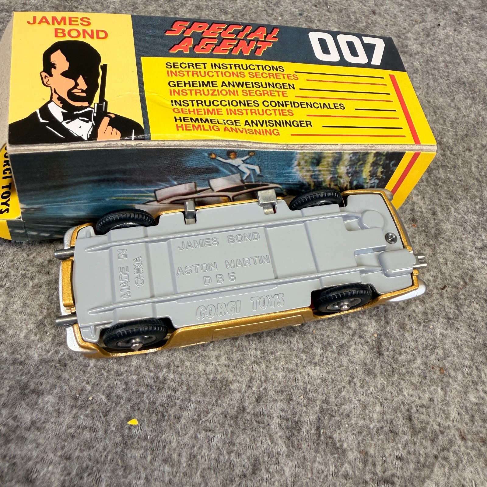 Corgi Model Club 261 James Bond’s Gold Aston Martin D.B.5 2023 MIB