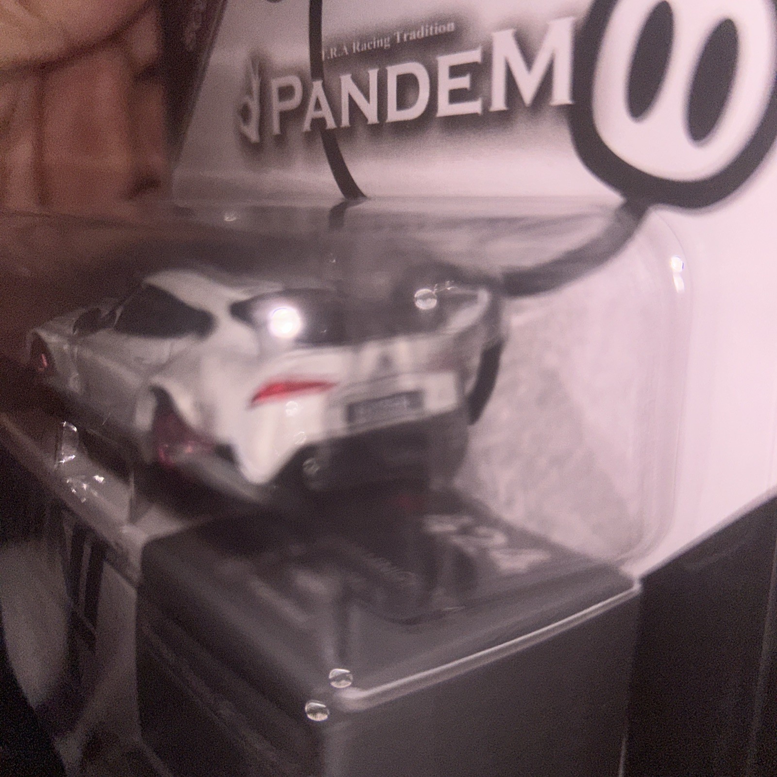 Mini GT #424 Pandem Toyota GR Supra V1.0 Pearl White