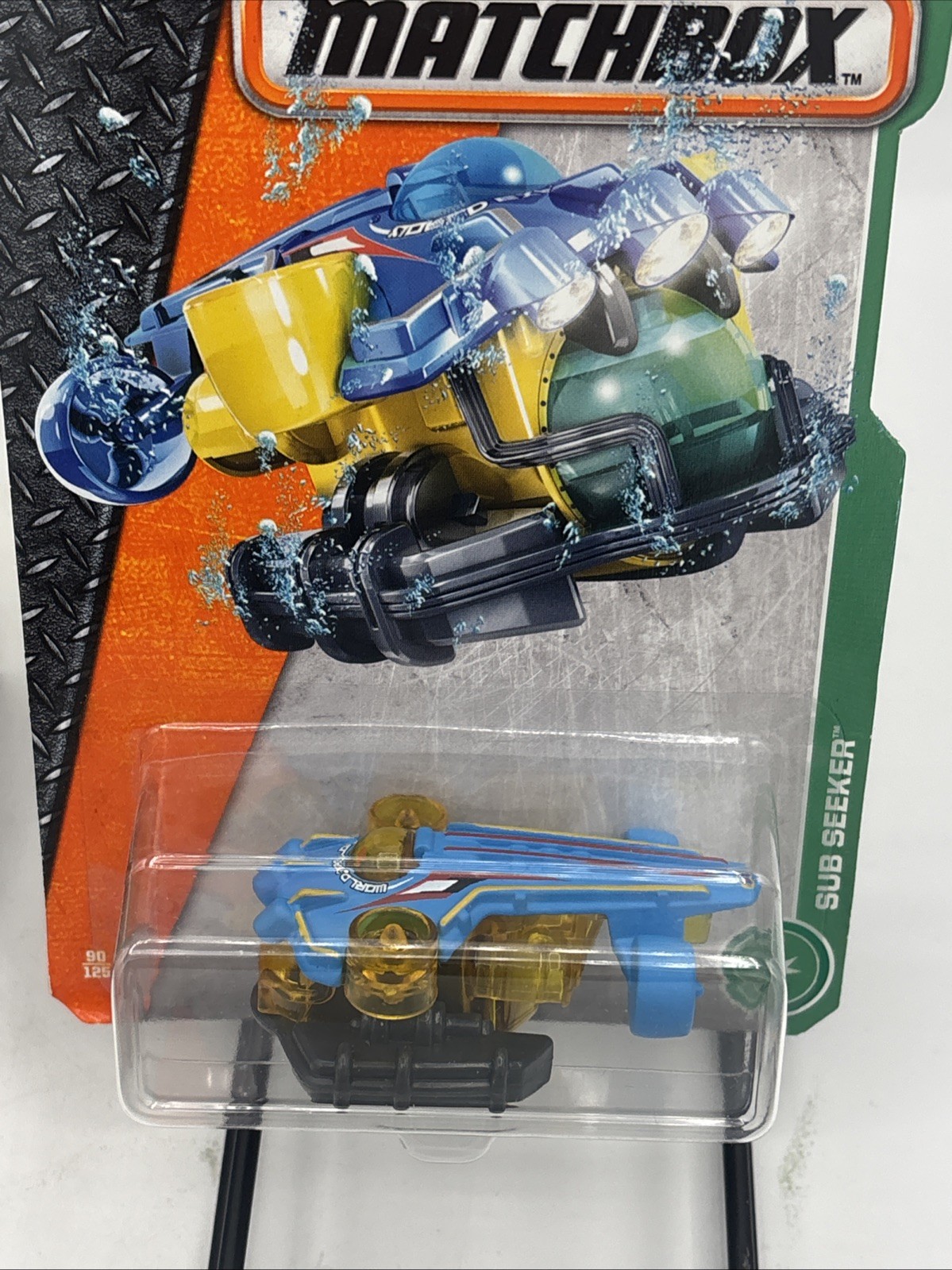 MATCHBOX 2017 MBX ADVENTURE – SUB SEEKER BLUE AND YELLOW ST56
