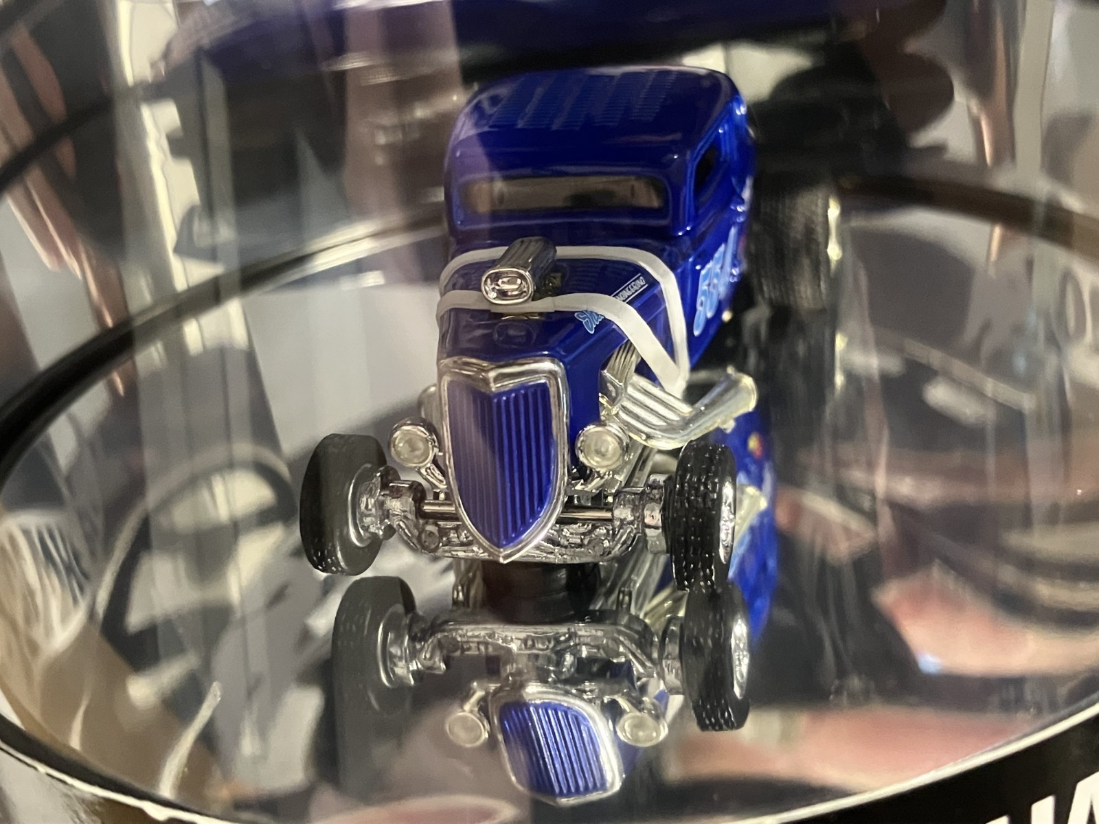 2003 Hot Wheels Oil Can Hot Rod Series Mooneyham & Sharp ’34 Ford Coupe 2 of 4