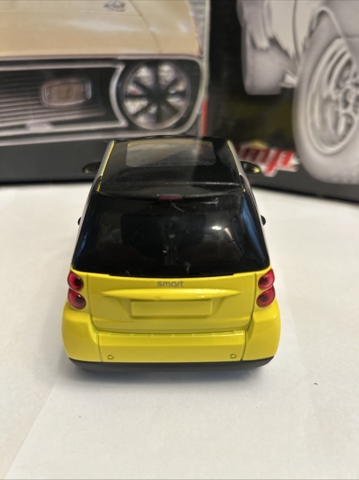 1:24 Ray Toys Smart Car Diecast Yellow