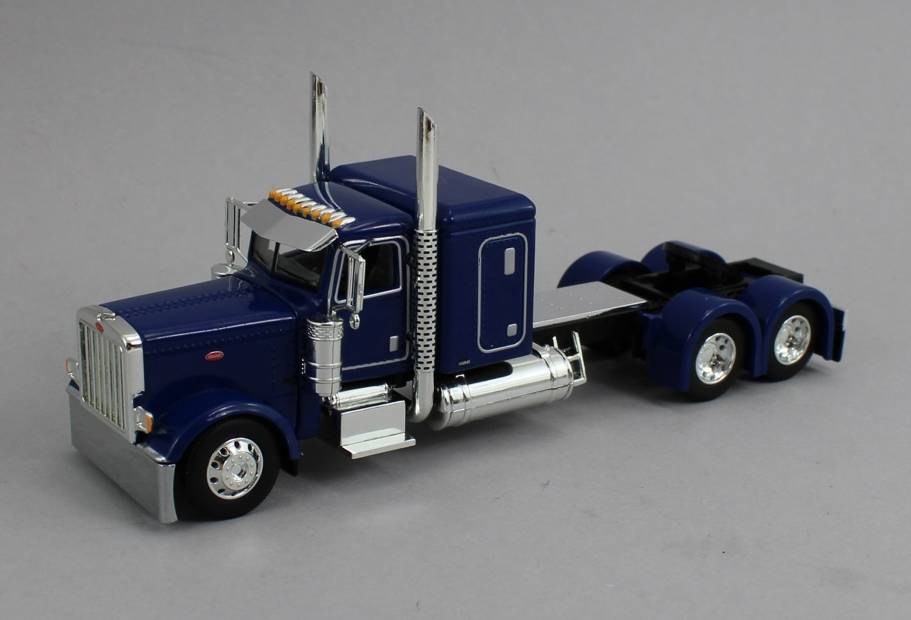 DCP 1:64 *DARK BLUE* Peterbilt 389 48″ Flattop Semi Truck *NEW*