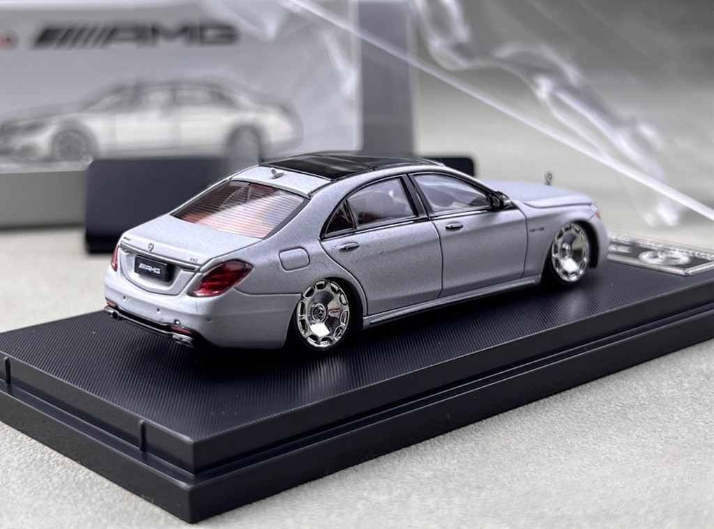 RM 1:64 Silver S63 W222 V12 VIP Luxury Sedan Sport Model Diecast Collect Car