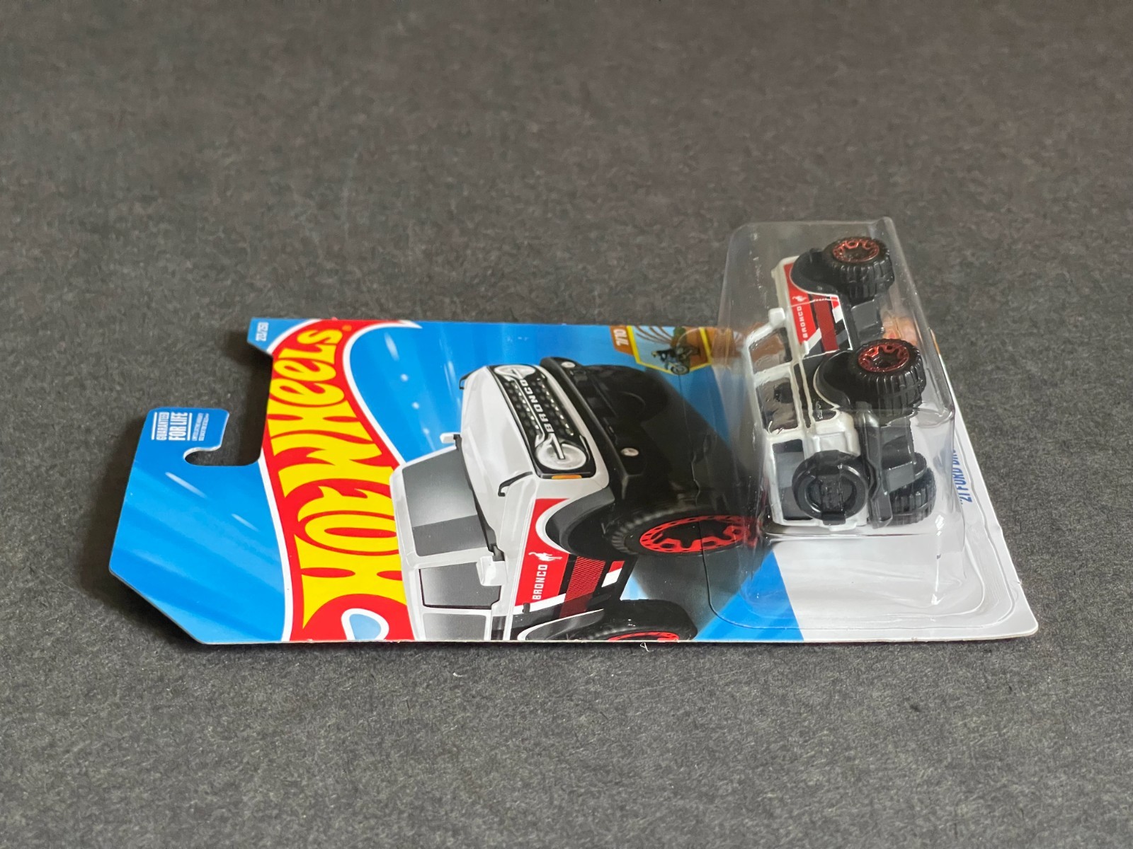 2026 Hot Wheels ~ 2021 Ford Bronco ~ #213 HW Dirt L Case White