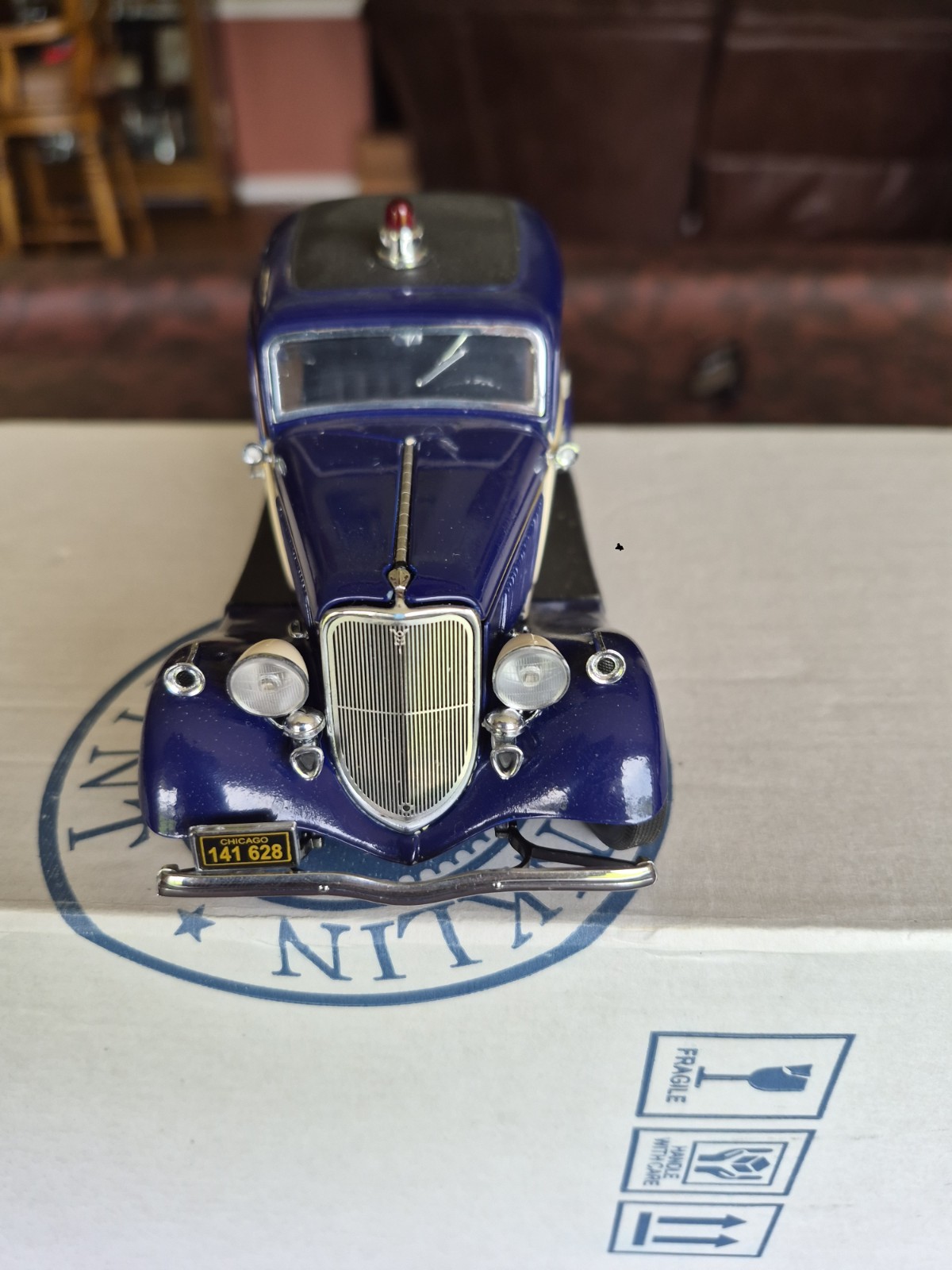 Franklin Mint 1933 Ford Tudor Police Car with Trailer & Paperwork Read Descrip.