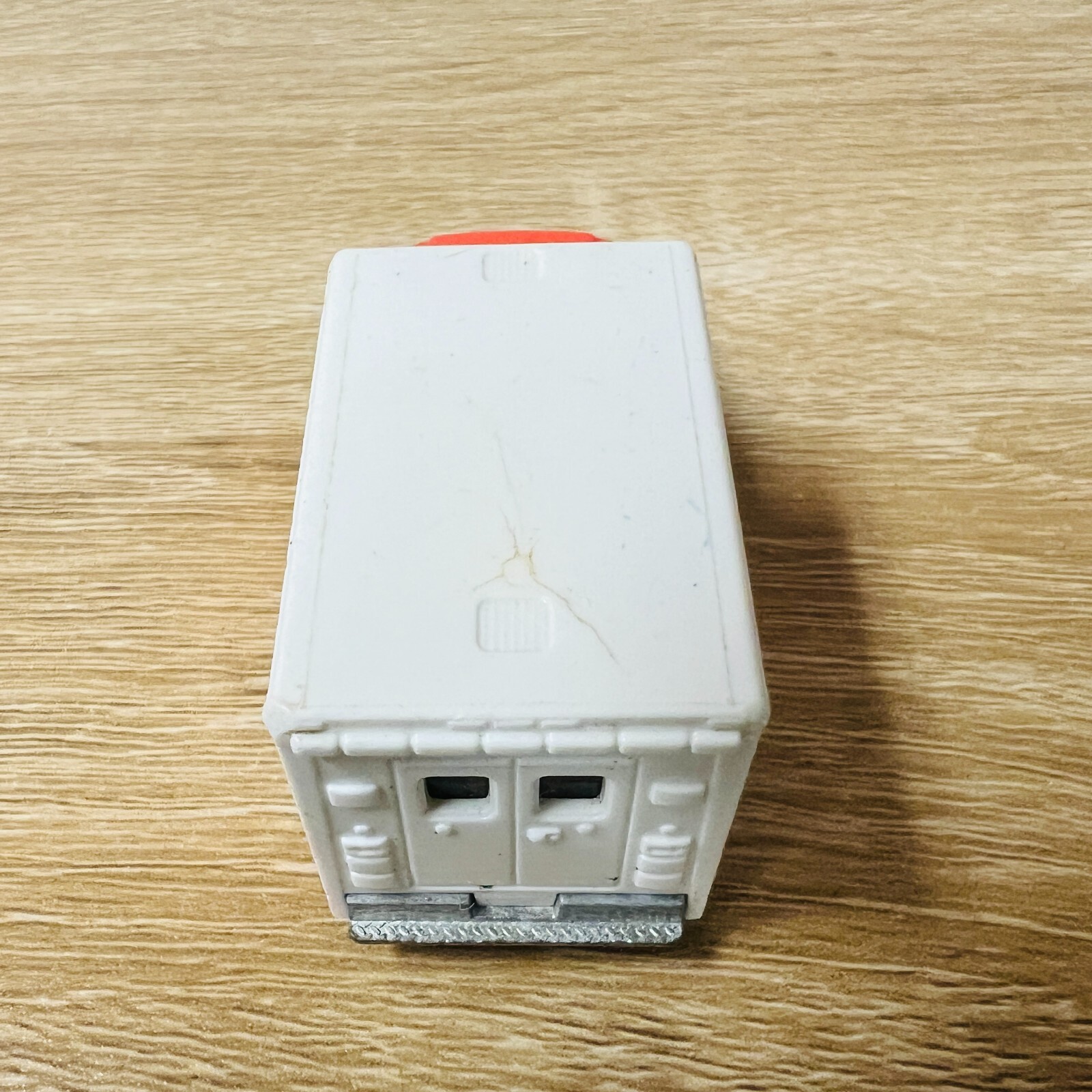 Ford E350 Ambulance 2009 Orange White Emergency Response MB771 Primary PR