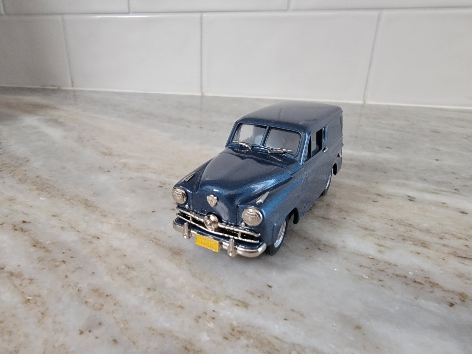 US Model Mint 1/43 Scale US36 – 1951 Crosley Sedan Delivery – Metallic Blue