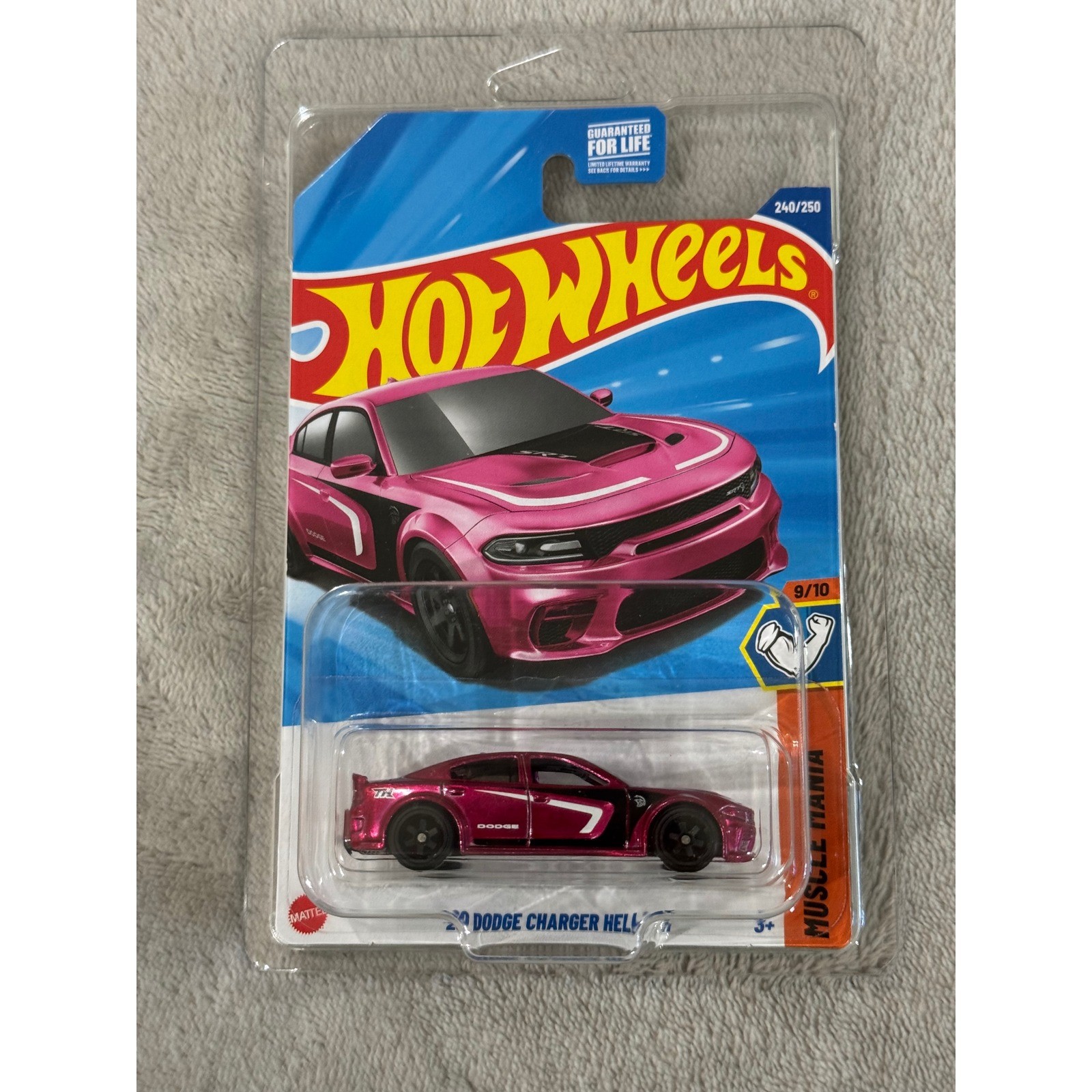 Hot Wheels 2025 Super Treasure Hunt ’20 Dodge Charger Hellcat Pink Muscle Mania