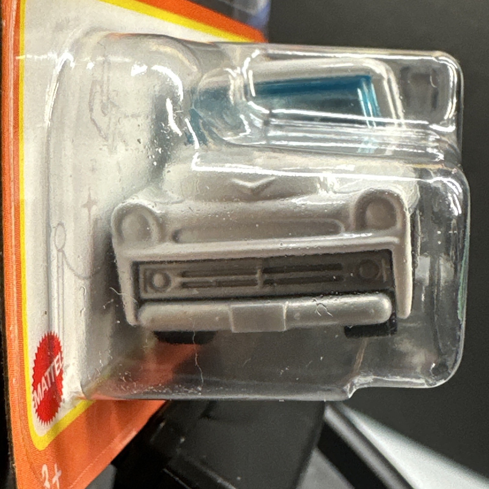 MATCHBOX 70 YEARS DODGE SWEPTSIDE PICKUP BLACK & WHITE #14/100