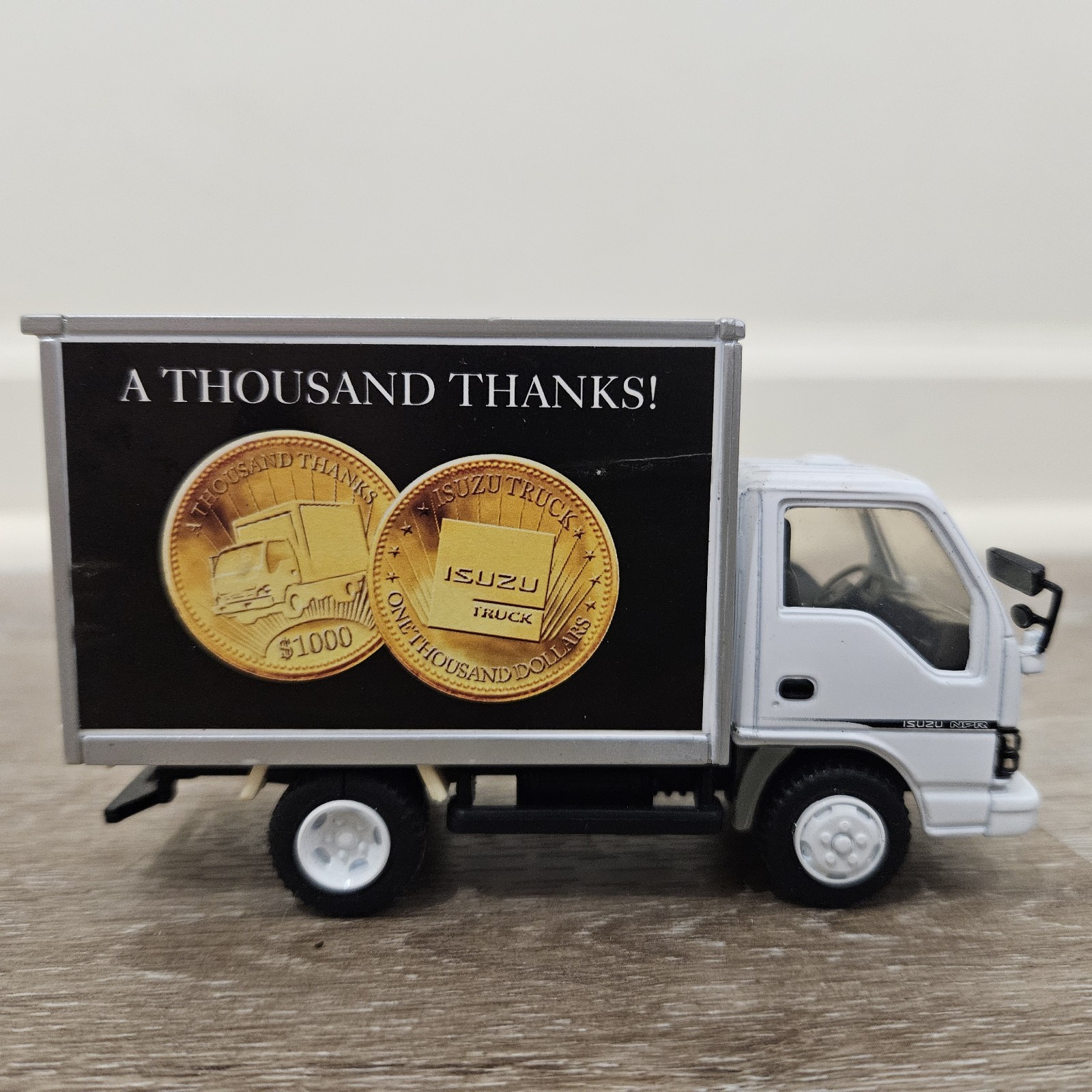 M-Tech Isuzu Elf NPR A Thousand Thanks Dealer Promo Truck 1:43 Japan