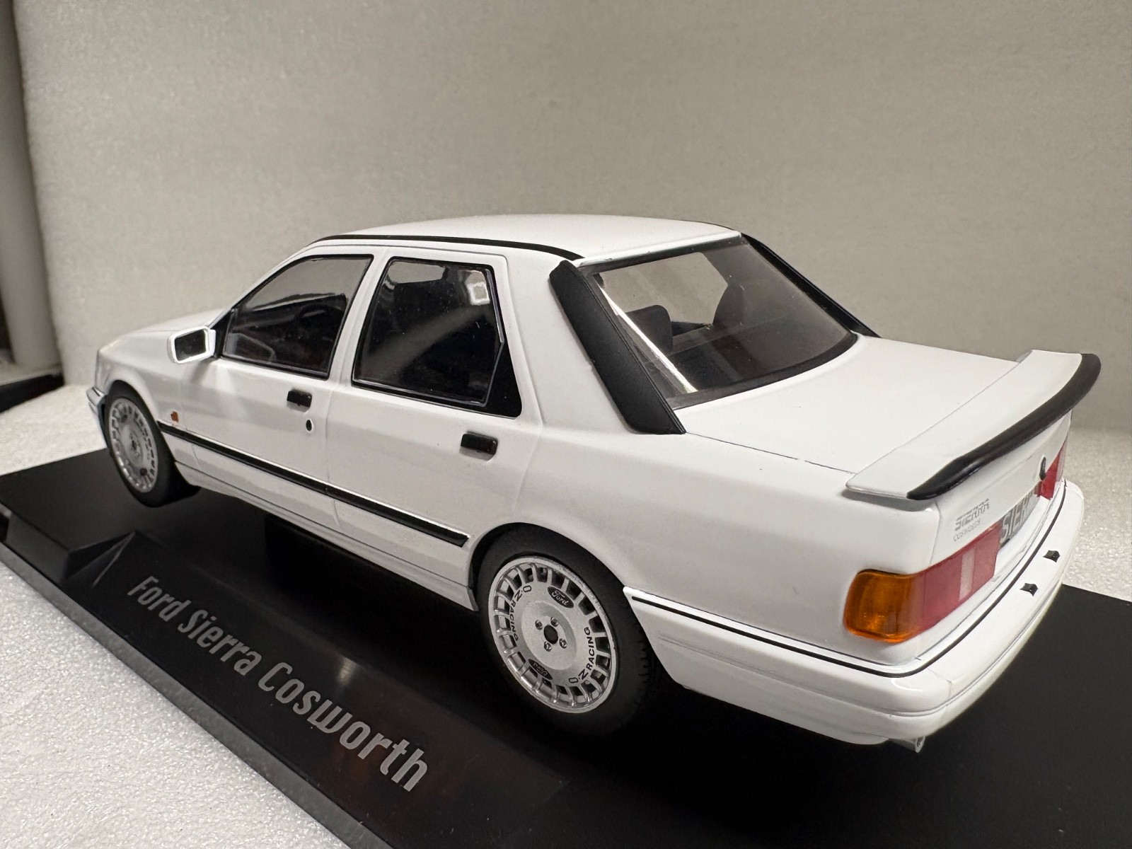 1/18 MCG 1990 Ford Sierra Cosworth 4X4 1990 White OZ Wheels MCG18172 NOS RARE!!!