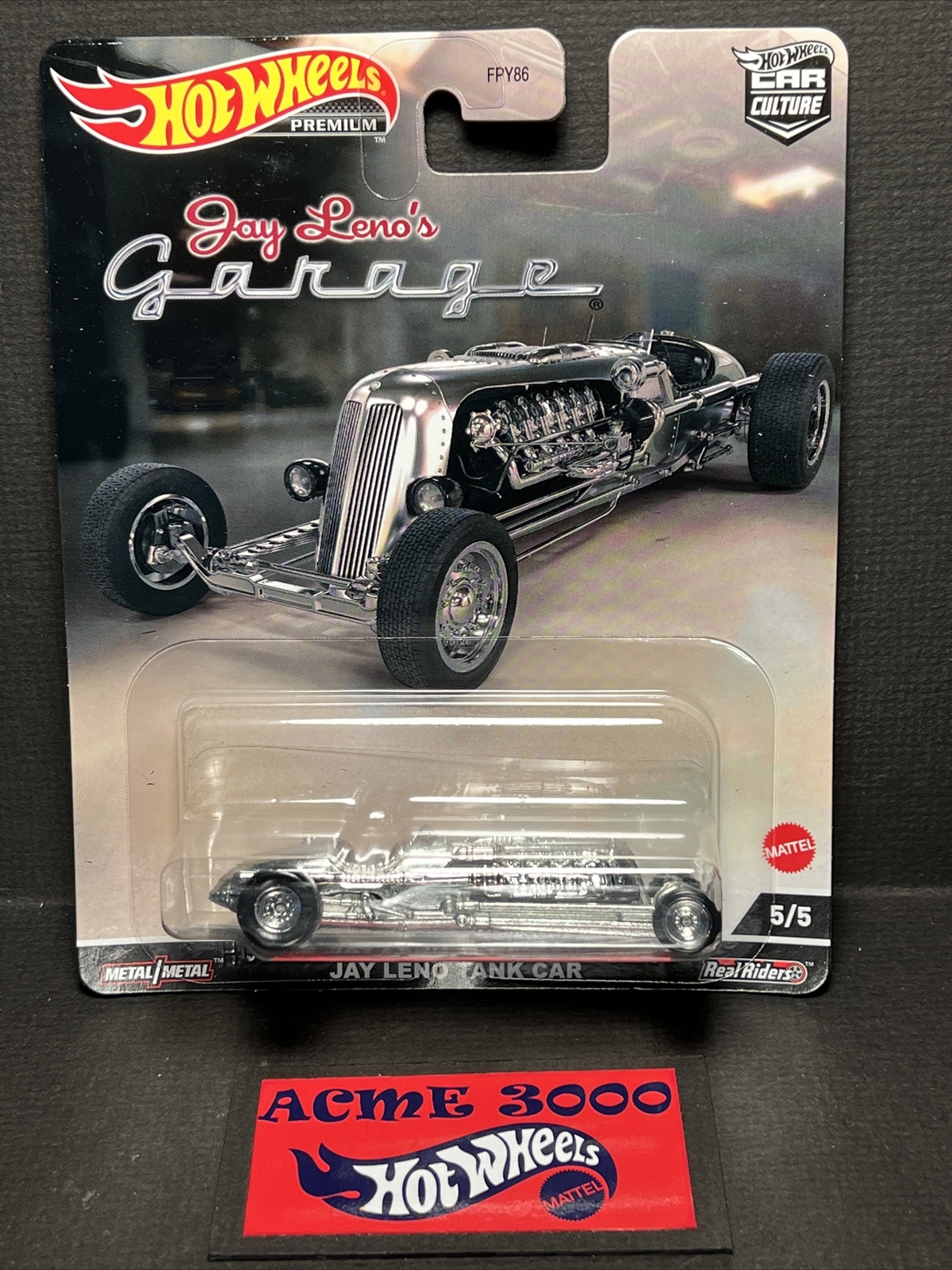 Hot Wheels Premium – Car Culture – Jay Leno’s Garage Jay Leno Tank Car 5/5 HCJ85