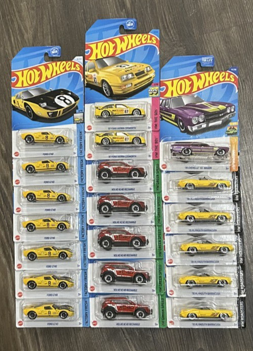 Hot Wheels Kroger Exclusive (Lot of 20) Ford, Plymouth, Volvo, Chevelle