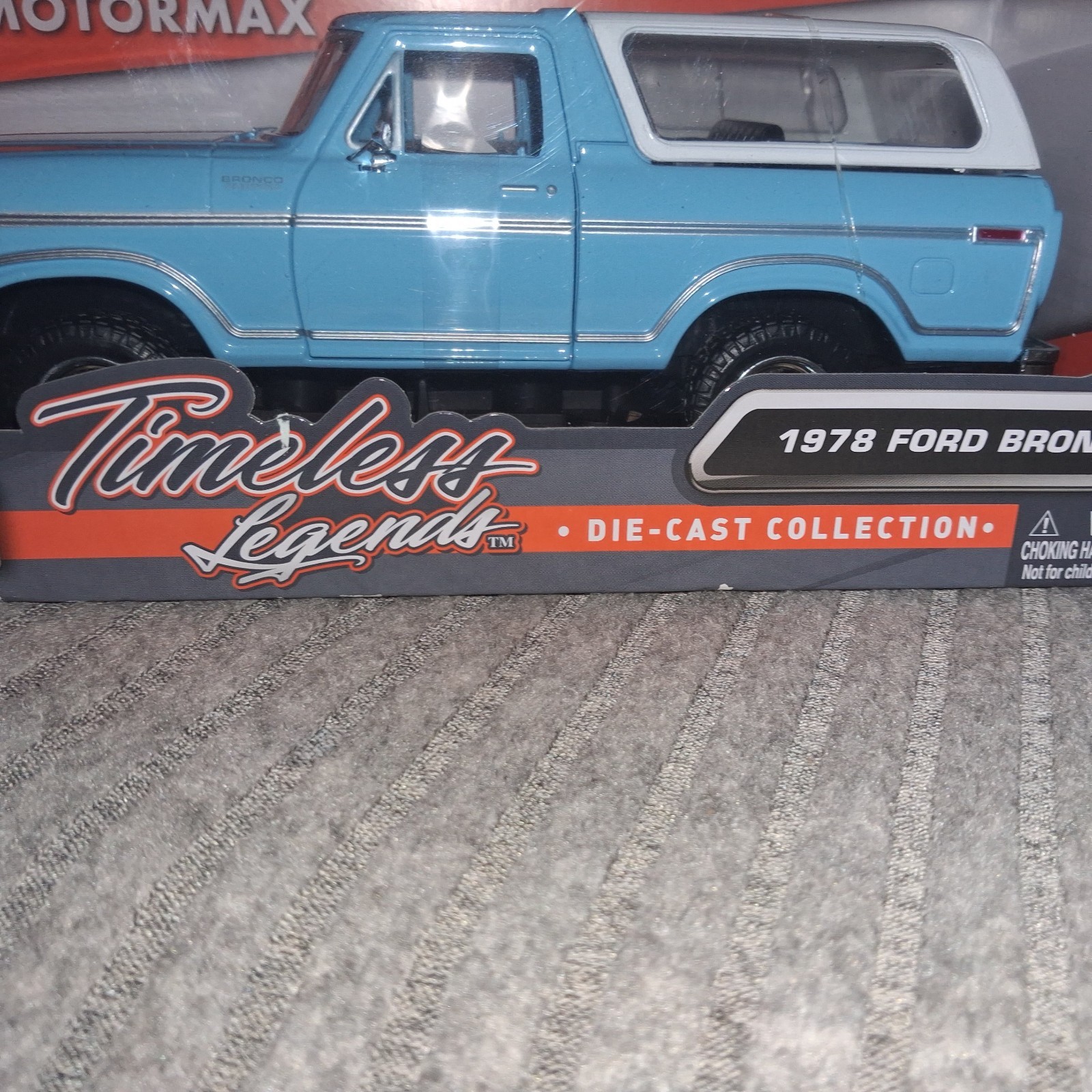 1978 Ford Bronco Custom Light Blue and White “Timeless Legends” Series 1/24 Diec
