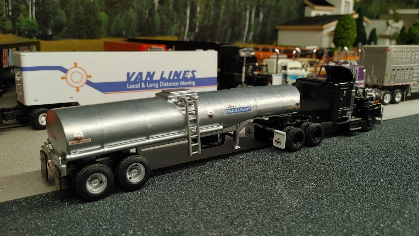 1/64 DCP Custom Tanker *Trailer Only* From “Convoy” *built to order*